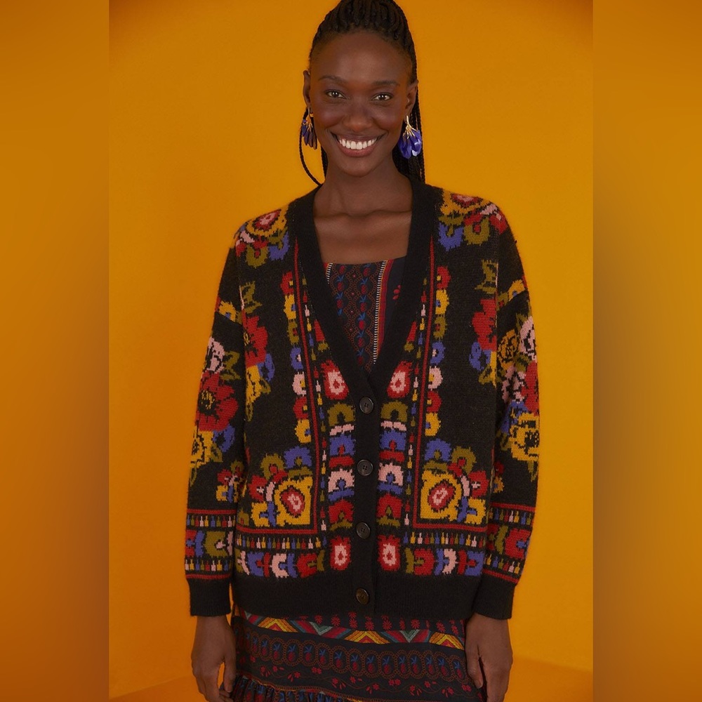 FARM Rio Black Flowers Tapestry Cardigan - Picture 2 of 4